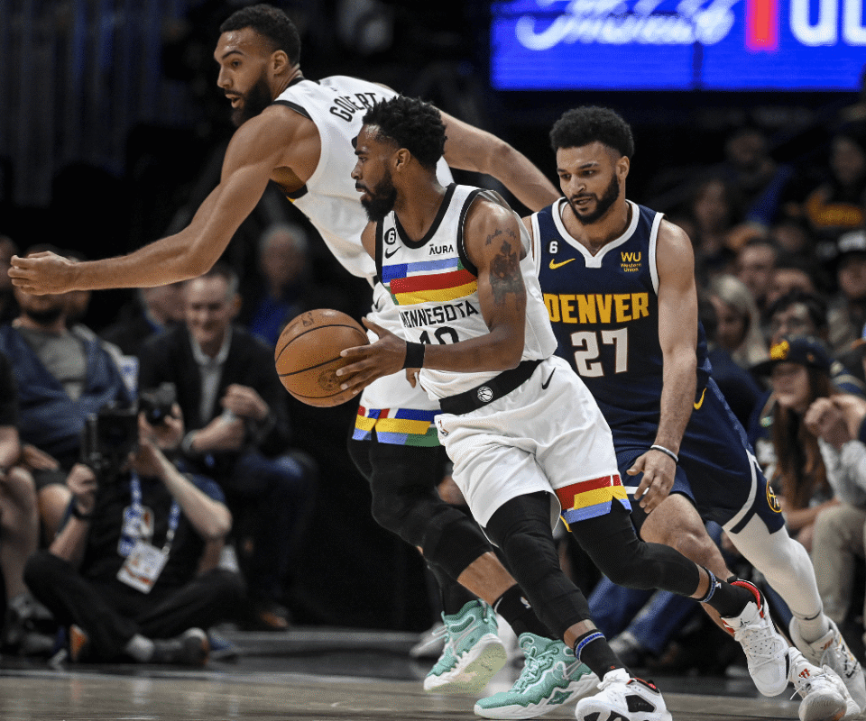 LOL电竞投注 -今晨葡超传出新动向，斯图加特手感冰凉，管理层表态——媒体盛赞，阵容厚度经受考验的简单介绍